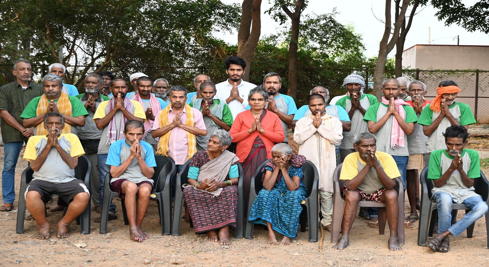 Aaraike residents